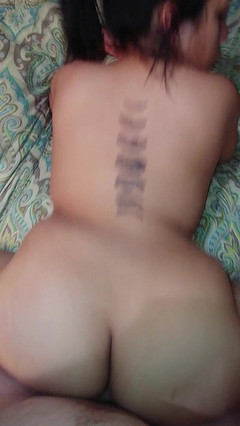 Sandn420: 18letá použitá jako děvka dostane obrovský výstřik na obličej