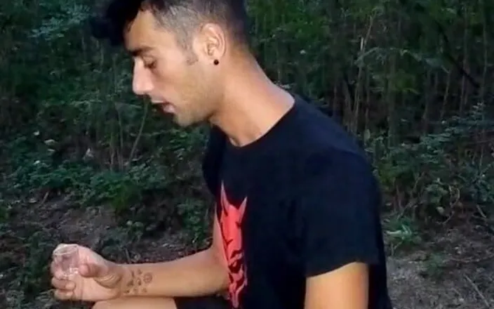 Idmir Sugary: Eating Own Cum From Glass
