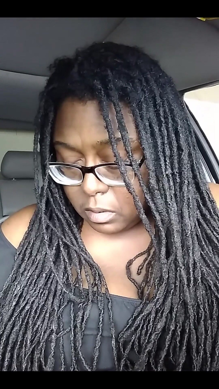 His Queen Suga: Desempacotando no carro