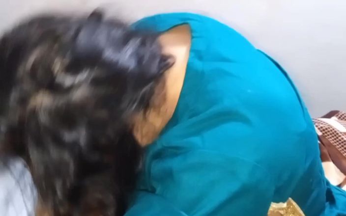 Queen beauty QB: Indiancă bhabhi sexy futută devar - coloană sonoră hindi clară