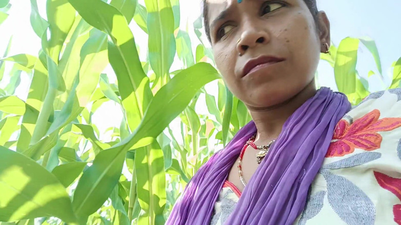 Reeiu: Bhabhi desi coppia indiana