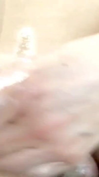 MILf-handjob. POV