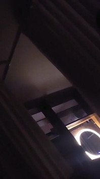 Erotische Massage von einer asiatischen Frau