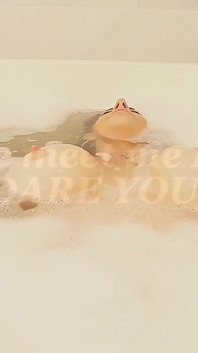 Sara Jay Soapy 목욕 풋 애타게
