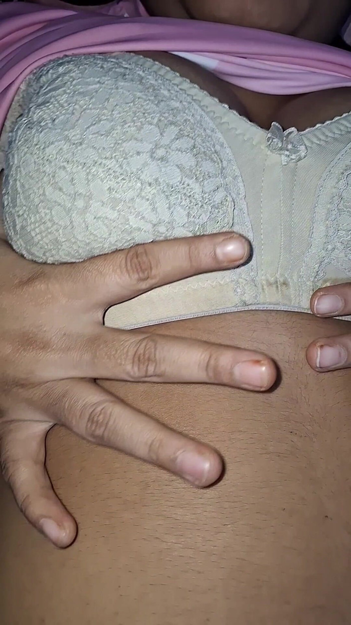 horneySonu: Sonu sólo hra a Dirty Taking v Telugu