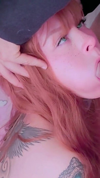 Ik was betrapt! Hij neukte me totdat hij mijn kont vulde met sperma. Hardcore anale seks met interne ejaculatie.