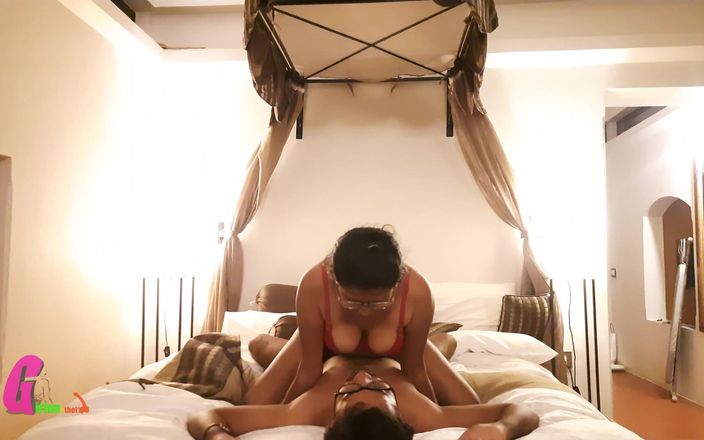 Girl next hot: Індійська висококласна масажистка відтрахана її клієнтом у готелі