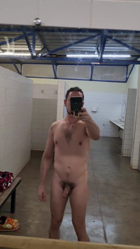 Mirroring Dick All Around