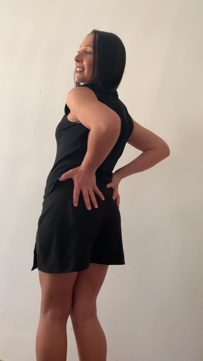 Onlyxfans: Olgun esmer orta yaşlı seksi kadın arkadan derin anal seks...