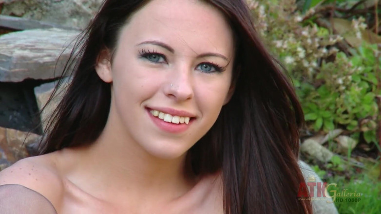 ATKIngdom Fans: Ultra sexy young and tight pussy