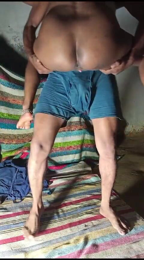 RadhaDevi: Köylü yenge xxx video domaltmalı