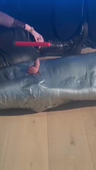 Bondage filme cheio de humilhação, pisando, electro play e outros jogos pervertidos