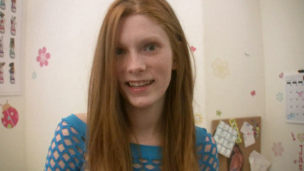 TeenXXX Stories: Amelia rose melucuti pakaian untuk pertama kalinya