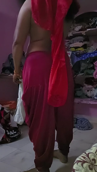 Deepu686: Tamil Aunty Fucking with Neighbour