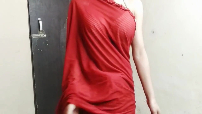 Desi college love: Desi junge stiefmutter priya hat betrügen und harten sex mit...