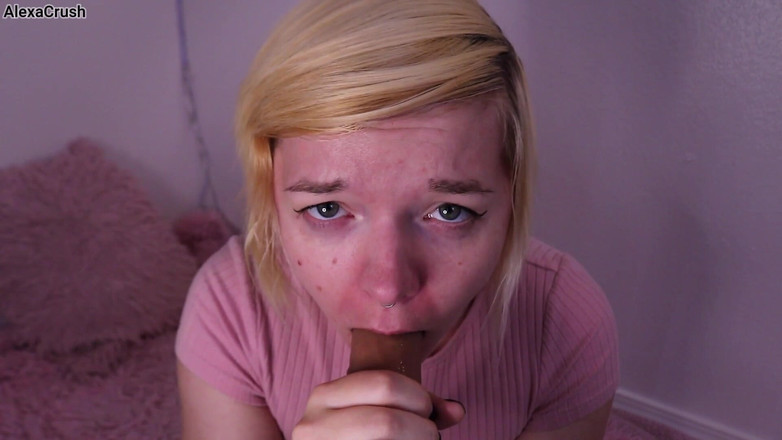 AlexaCrush: Deepthroat dan Gagging