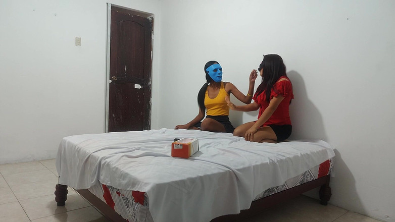 Martin13: शानदार!! दुल्हन अपने सबसे अच्छे दोस्त को बॉयफ्रेंड के घर ले जाती है ताकि वह देख ले कि रसदार लंड चुसाई कैसे दी जाए