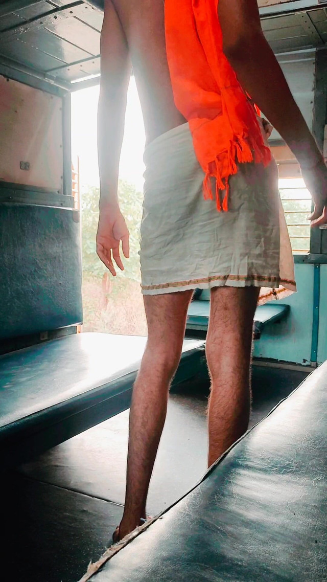 Train Cumming (Tani) Train Cumming (Tani)