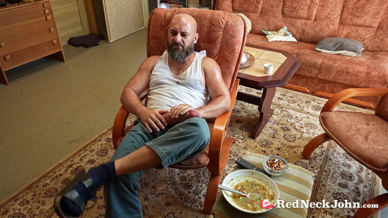 Redneck John: Redneck john 6.1: la mora tatuata succhia e prende ogni centimetro