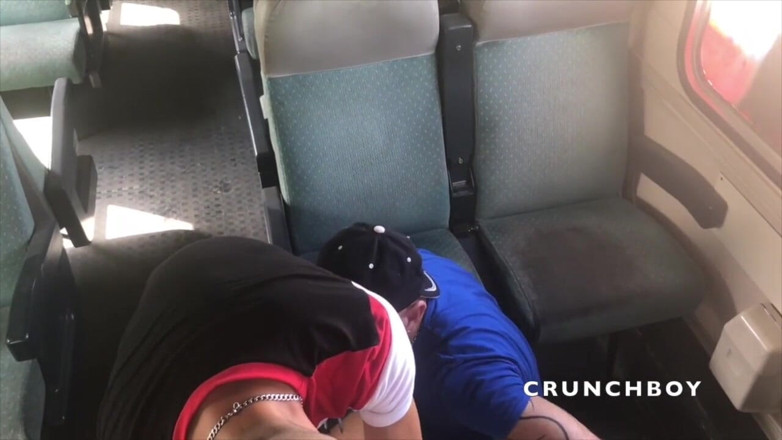 STRAIGHT BOY CURIOUS: Fucked bareback by straight in the train