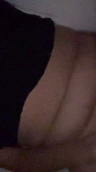 Une grosse MILF latina me supplie d’arrêter