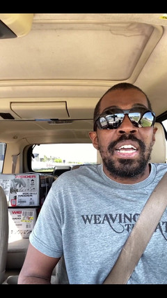 Thad Maxxx: Maxxx upozorňování na aktualizaci