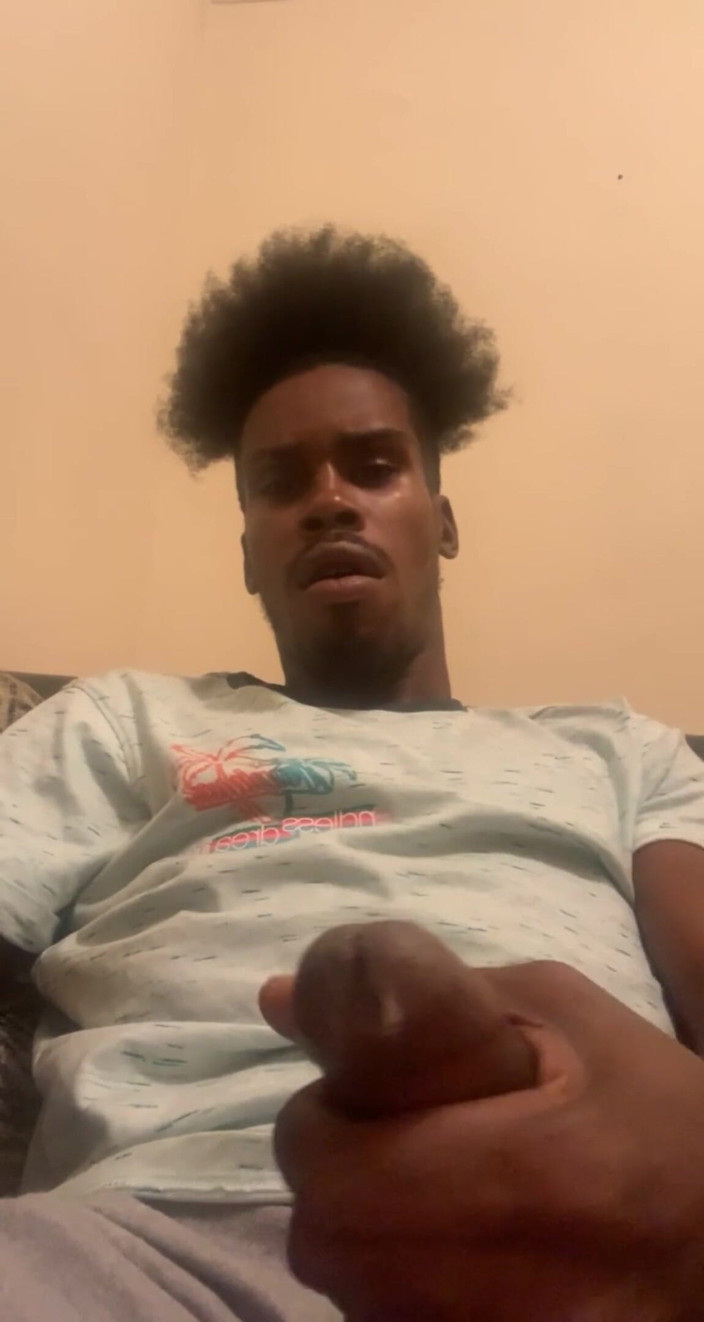 Prettyboy J: 2 handed jerk off