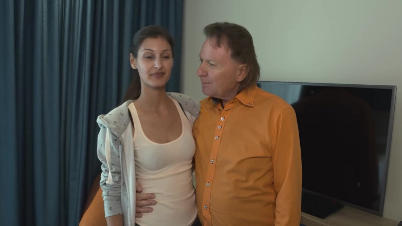 MMV Films and Clips XXX: Сексуальна мульти красуня хардкорно