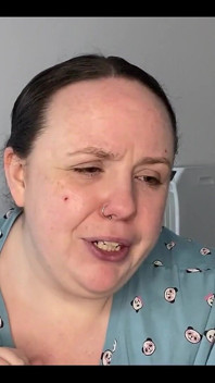 Kamergenoot ziet je terwijl je sph-porno kijkt | Joi
