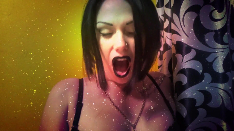 Goddess Misha Goldy: Witch with black lips french kissing with you &amp; riding you