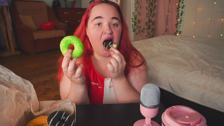 AssGives: Donuts essen, brauch