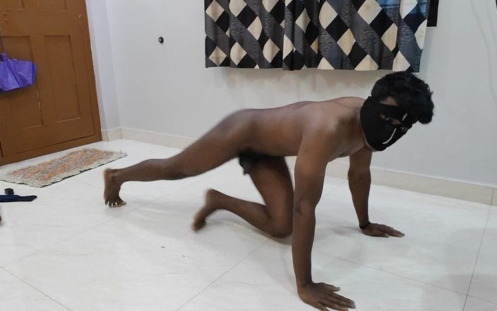 Sagars sexy nude video: Indisk naken pojke som tränar magmuskler i hemmet