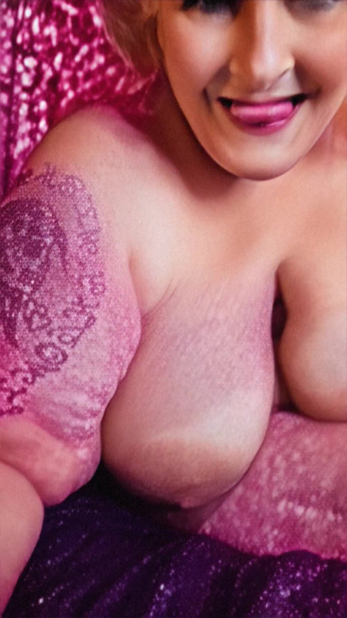 HerculesnVENUS: Вечером в час стриптизерша захватителя