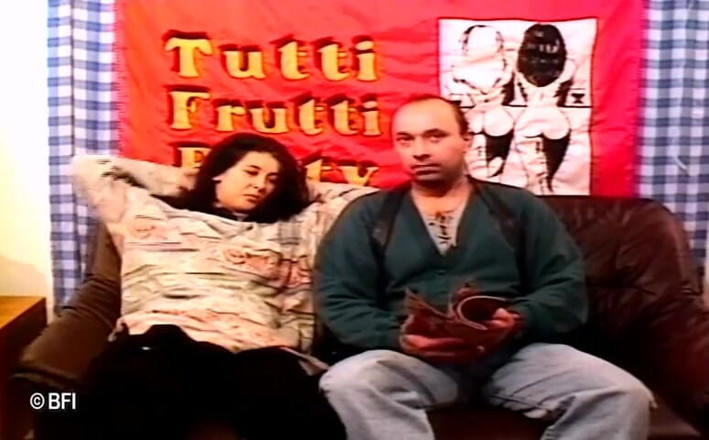 Nasty matures and dirty grannies club: Pesta frutti tutti