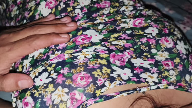 Ayuningsih: Mengongkek makcik Malaysia yang seksi