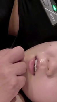 Cuộc gặp gỡ nàng thơ bên đồi khi người mới dịu dàng khám phá mong muốn và chào đón sự gần gũi ấm áp với sự tò mò mở rộng - 3