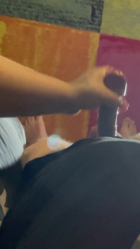 Amateur Handjob Big Cum