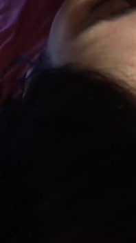 Aus meinem arschloch, hart und langsam zwischen meinen lippen! Nahaufnahme sperma im mund