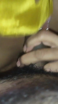 Saali Ne Jeeja Ka Lund Muh Me Chus Kar Lund Ka Paani Muh Me Liya