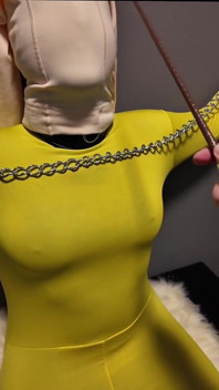 Bondage na gaiola, orgasmos de palmada, camadas zentai