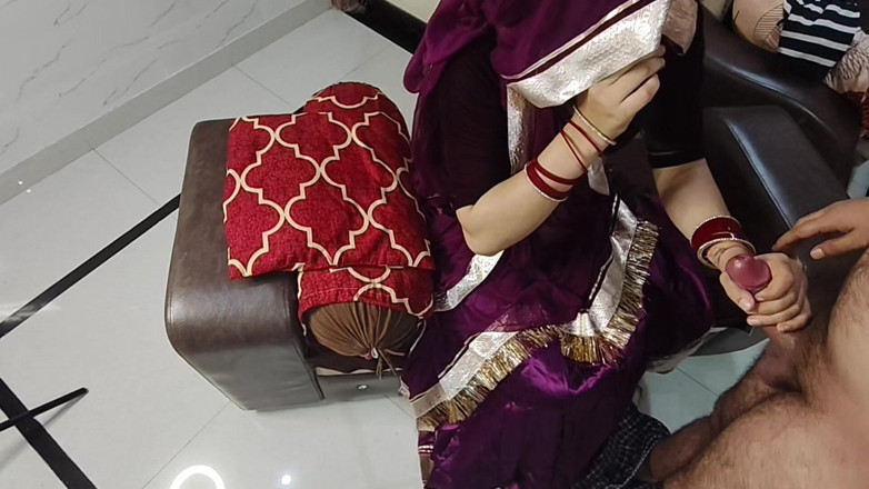 Ruhika Backbencher: Ruhika Bhabhi anale seks hardcore en anale seks met universiteitsleraar...