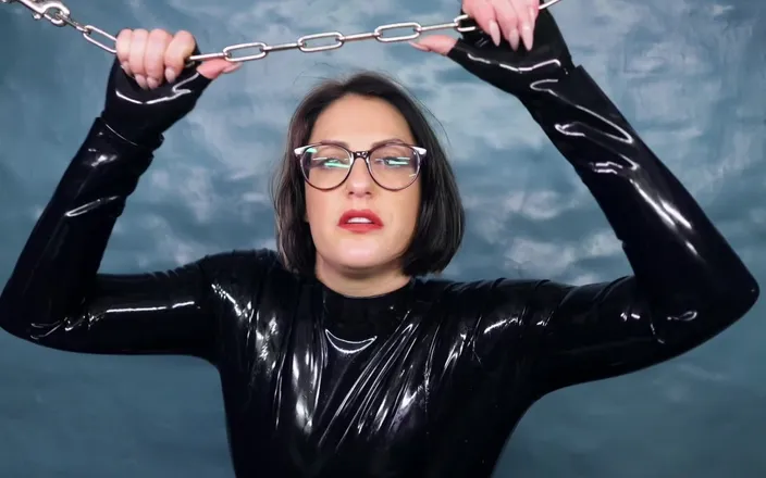 Countess diamond: Latex Femdom Addiction JOI