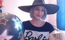 Cute Blonde 666: Ballons blasen