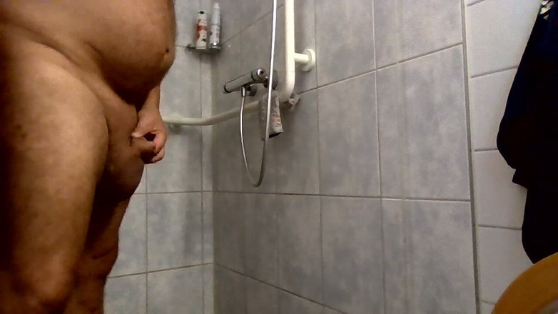 OLddaddybulge: 淋浴间 Silel Am Sack