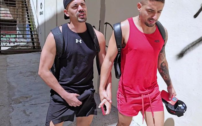 Ridley Dovarez: Horny Guys Cruising After Gym