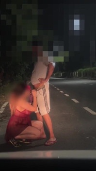 Gorąca Bhabhi jebanie nieznajomy na drodze