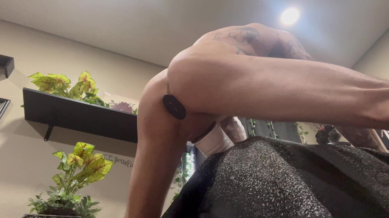 Daniel Everhard: Memerah kontolku berulang-habisan