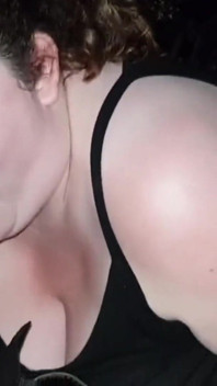 흑인 대물 자지 Nata4sex 야외에서 내 뚱뚱한 보지를 빠는 Youngenglishbbw