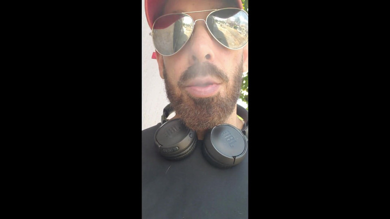 BBIG: Fumando a piedi