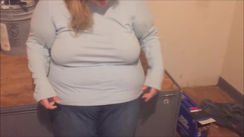 Fat Goddes: 섹스하는 동안 자지 전체에 사정하고 시오후키하는 보지, 클로즈업